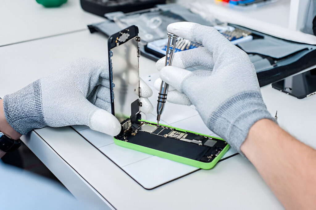Professional Mobile Repair Services at CellTech Carlsbad